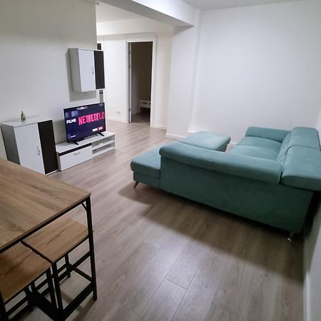 Apartament Cwa 1 Aeroport 오토페니 외부 사진